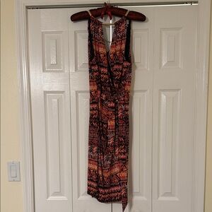 Sleeveless Tribal Print Maxi Dress in Black and Coral
